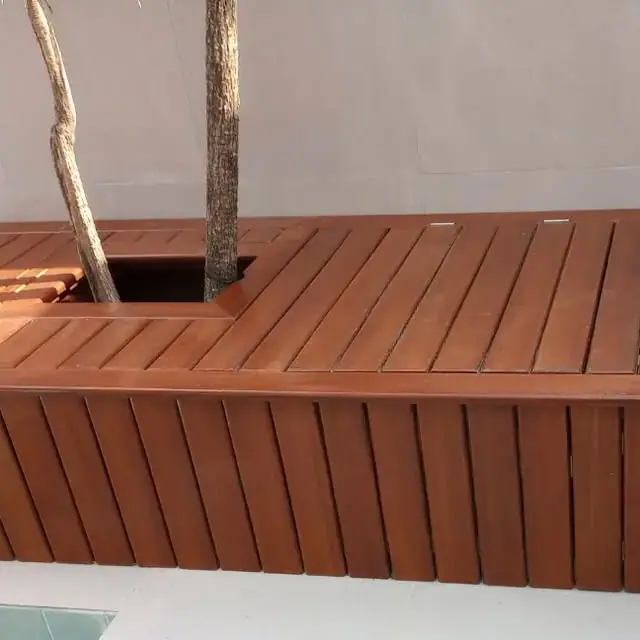 Post do Instagram da Escadas Pereira: Peça um orçamento para seu deck